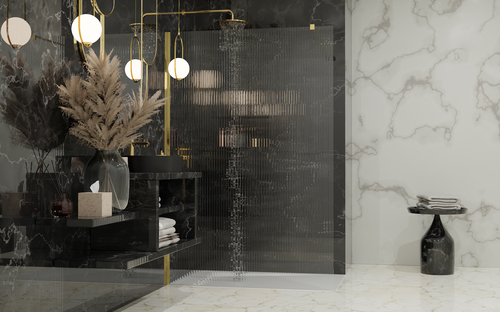 Nowy trend w kabinach prysznicowych - ryflowane szkło